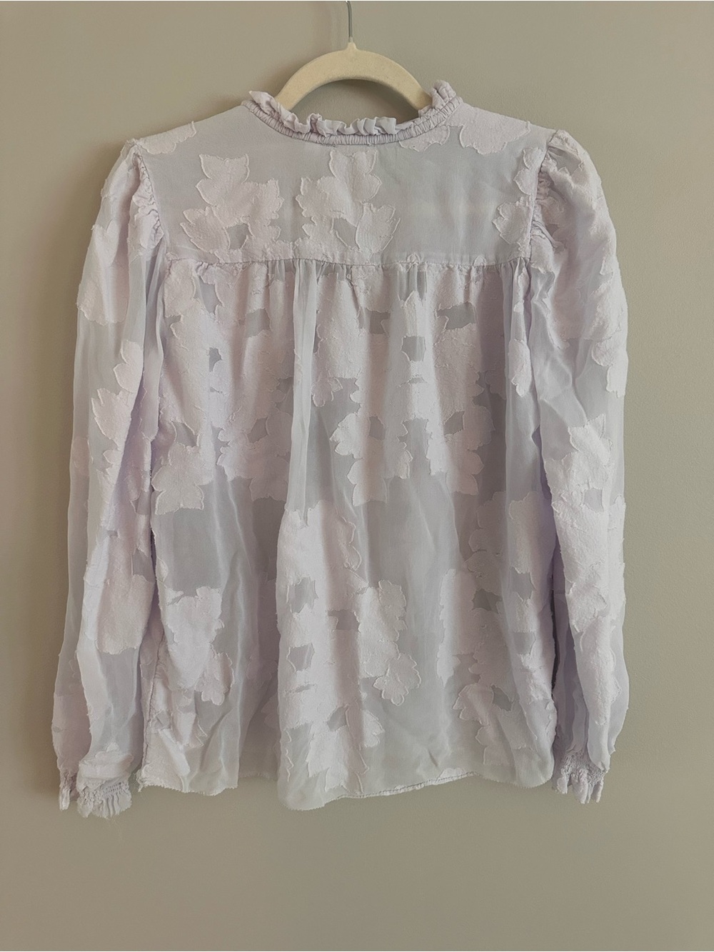 Aritzia Wilfred Alexis Blouse Ice Lavender Floral Burnout Chiffon Ruffle Small - Picture 6 of 13
